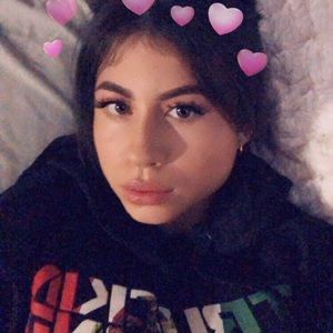 Meet your Posher, Jailene